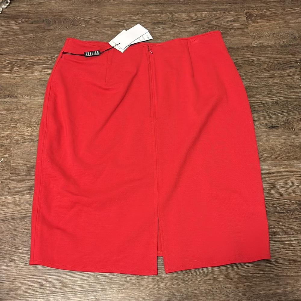 nwt women’s red skirt - Picture 2 of 3
